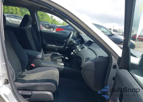 2010 Honda Accord 2.4 Lx from USA, damaged, VIN 1HGCP2F32AA076306